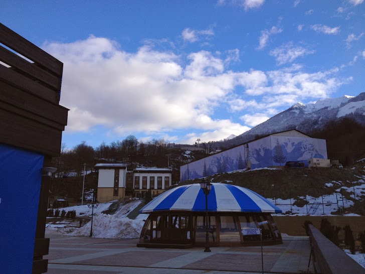 Odjezd jedné z lanovek